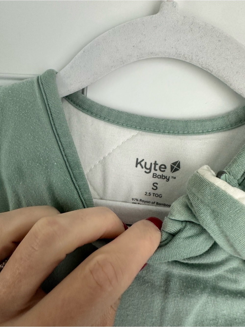 Kyte BABY Sage Green Sleep Sack Sleep Bag size Small 2.5 tog PLAY/FLAWED condit - Picture 2 of 3